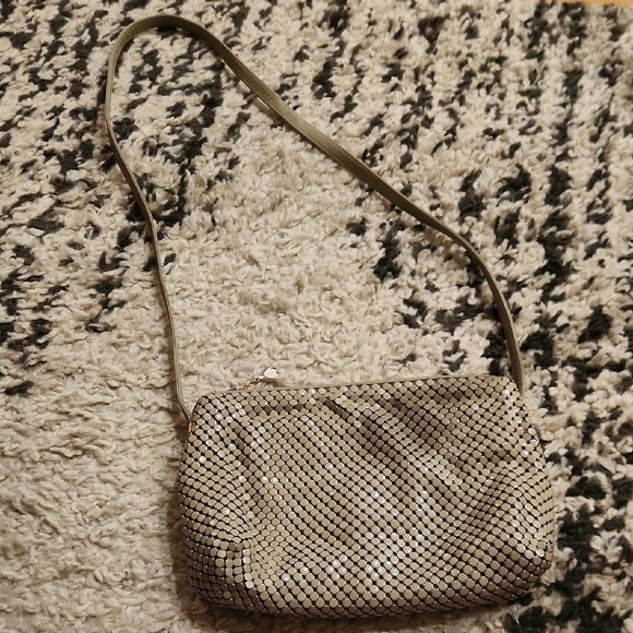 Whitney & Davis Handbags - Whitney & Davis Chain Metal Vintage Shoulder Bag